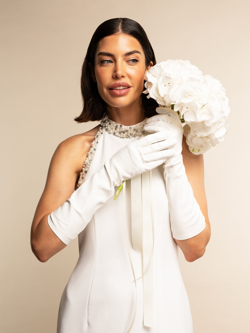 Angelina (blanc) - gants mariage / opéra en cuir 8 boutons doublés soie 