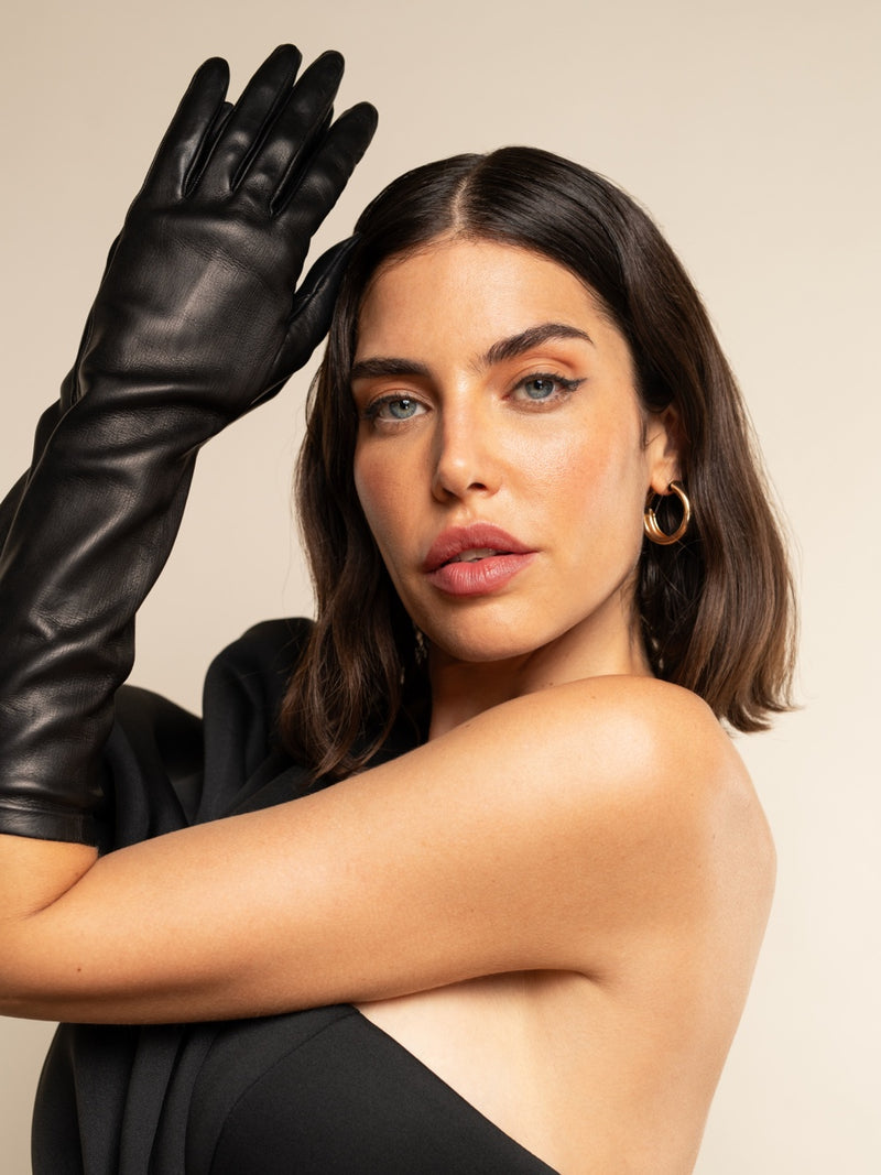 Elena (noir) - gants opéra en cuir 8 boutons doublés de soie