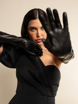 Elena (noir) - gants opéra en cuir 16 boutons doublés de soie