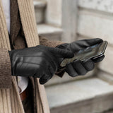 Giovanni (Noir) - Gants tactiles en cuir d'agneau à doublure en cachemire